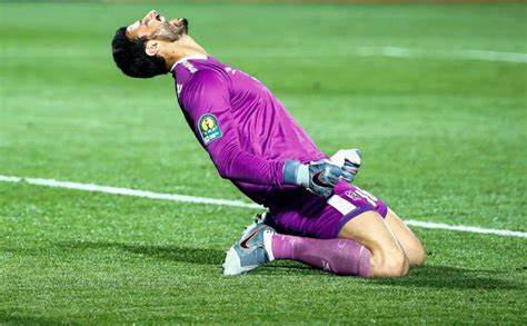 الأهلي يكشف تفاصيل إصابة محمد الشناوي وياسر إبراهيم