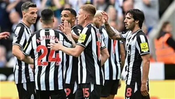 مباراة نيوكاسل ولوتون تاون في الدوري الإنجليزي