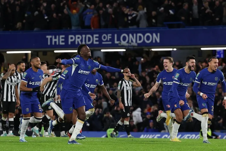 معلق مباراة تشيلسي وكريستال بالاس