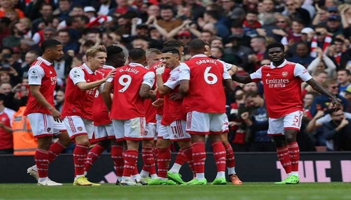 معلق مباراة أرسنال ونوتينغهام