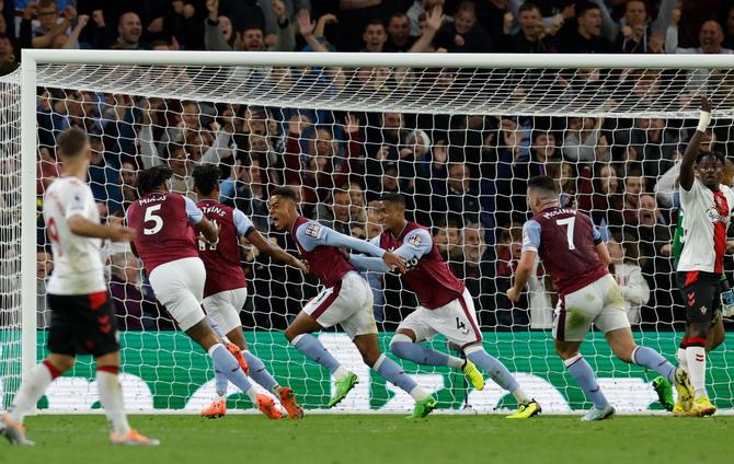 بث مباشر مباراة فولهام وأستون فيلا