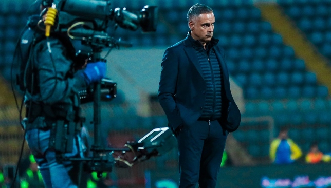 جوميز يكشف عن خطأ ارتكبه