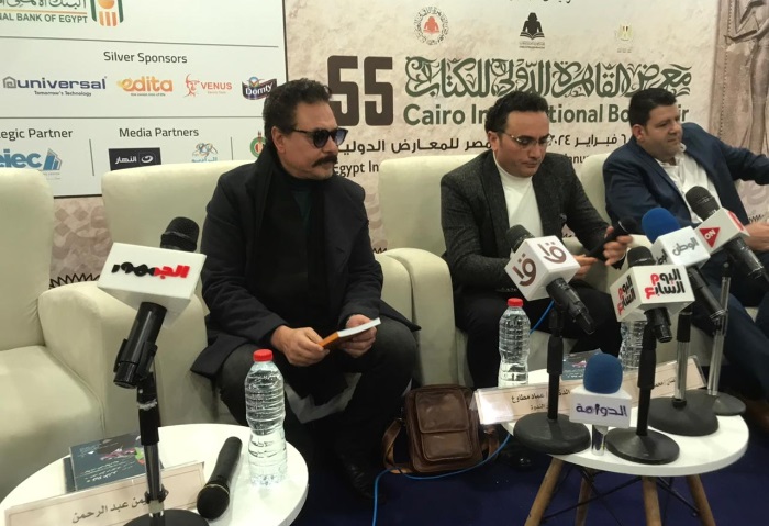 عاجل الفنان محمد رياض يصل الندوة