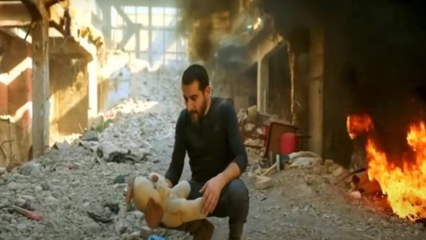 فيلم وثائقي عن فلسطين أحمد حلمي ومنه شبلي