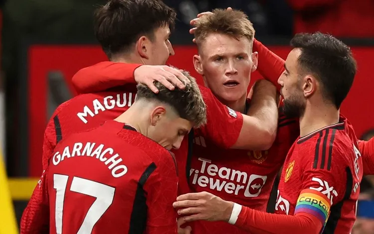 موعد ومعلق مباراة مانشستر يونايتد