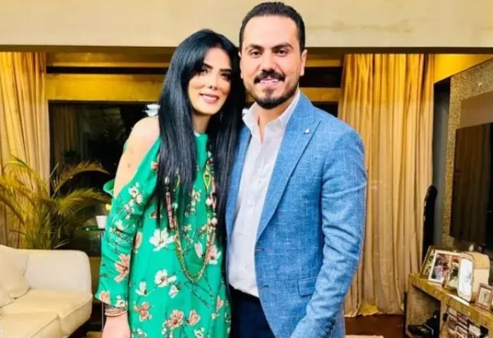 نزار الفارس يقبّل حورية فرغلي